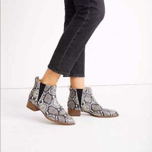 Madewell snakeskin boots 7.5